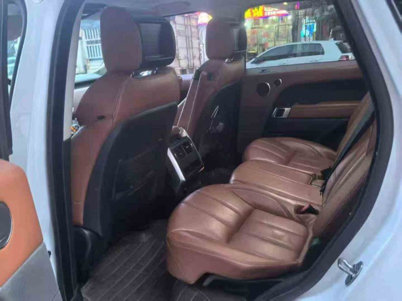 三明14年路虎揽胜运动6