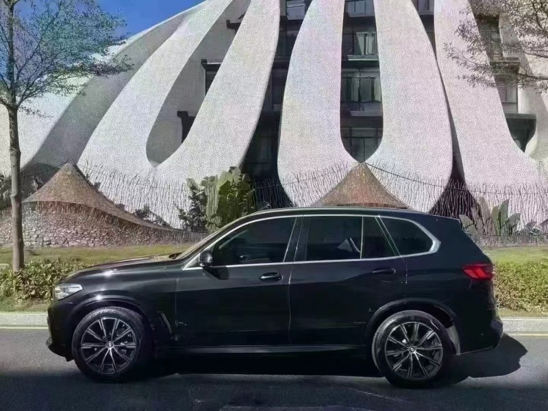 深圳19年宝马X58