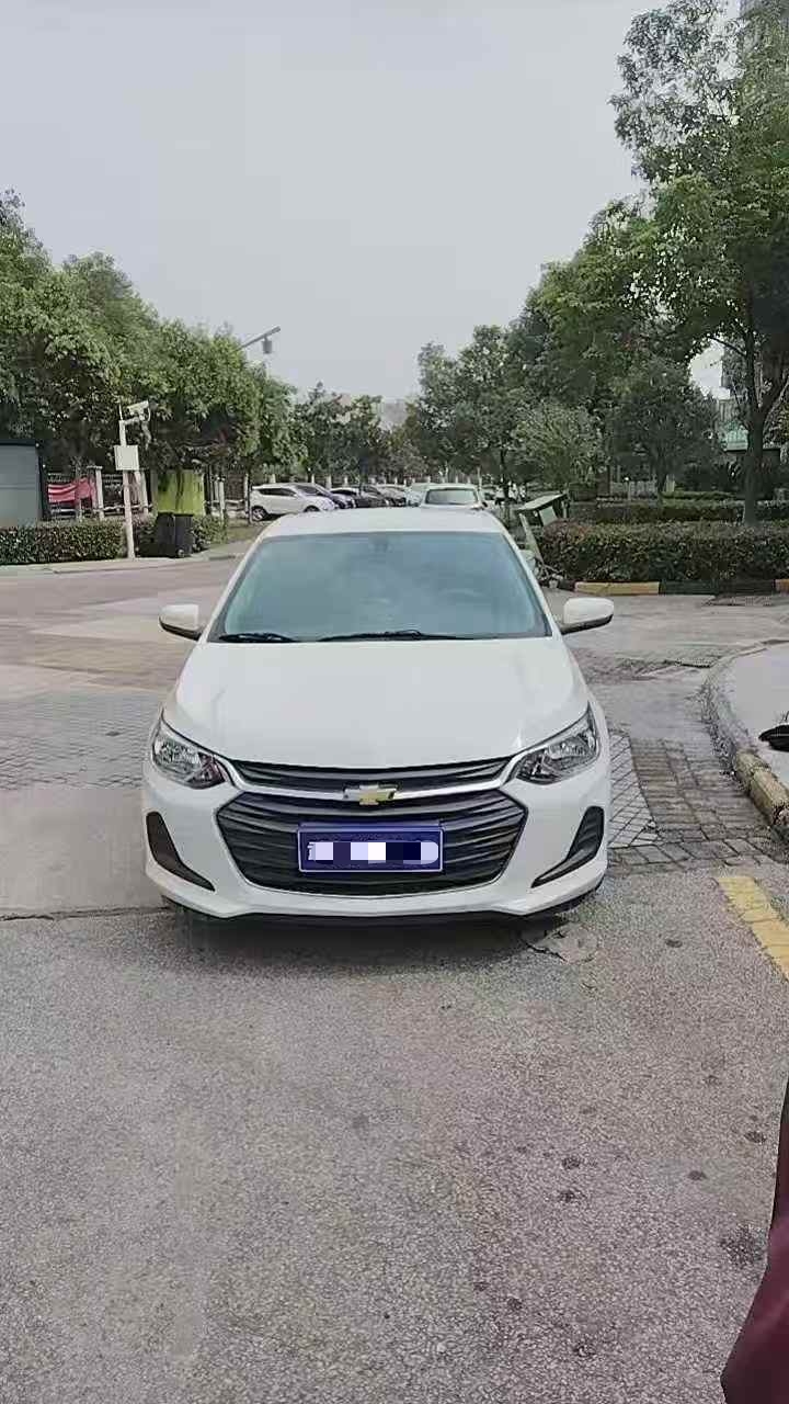 武汉21年雪佛兰科沃兹1