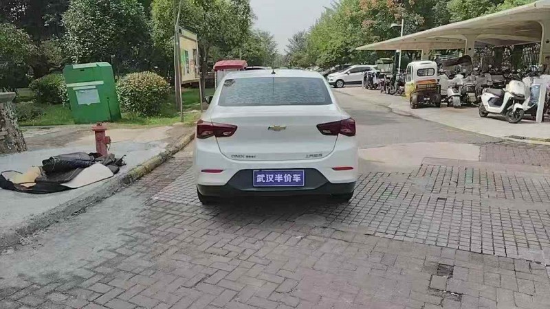 武汉21年雪佛兰科沃兹5