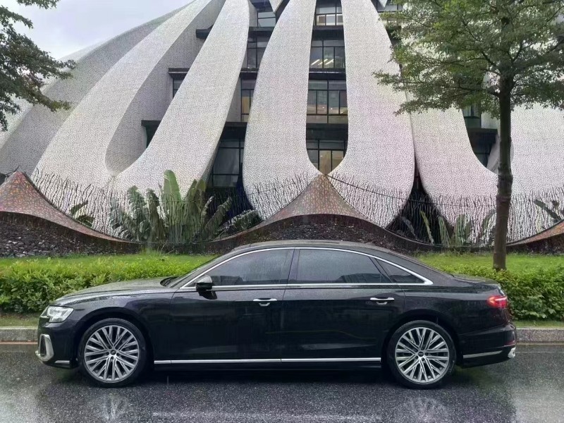 深圳24年奥迪A8L8