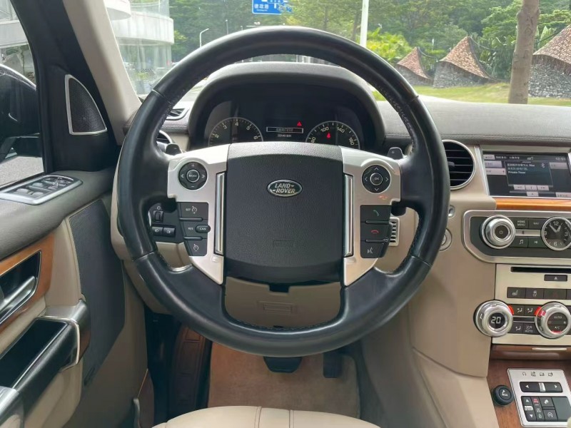 深圳15年路虎发现7