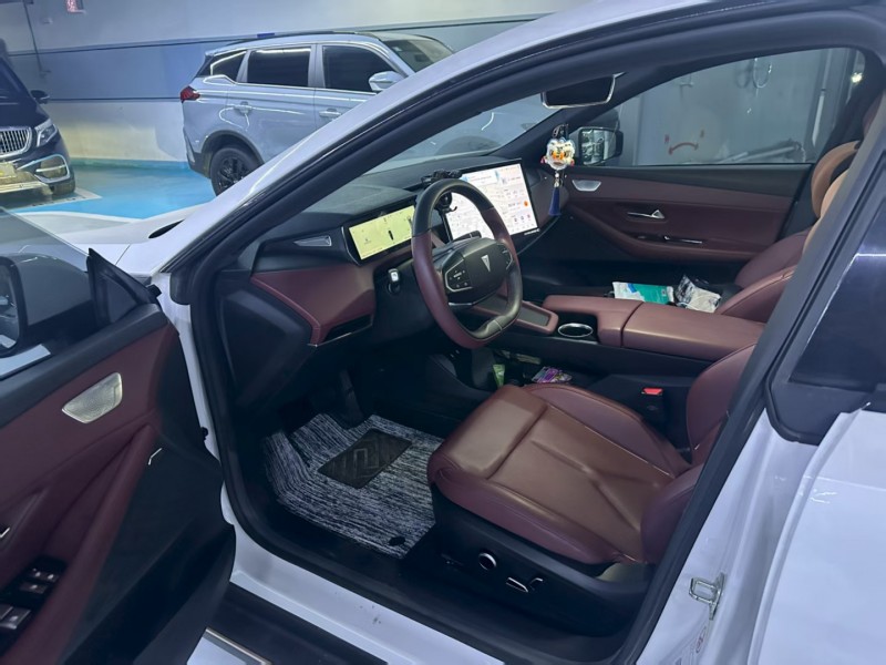 深圳23年长安汽车深蓝3