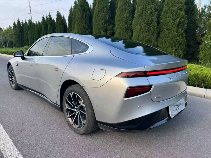 济南21年小鹏汽车p76