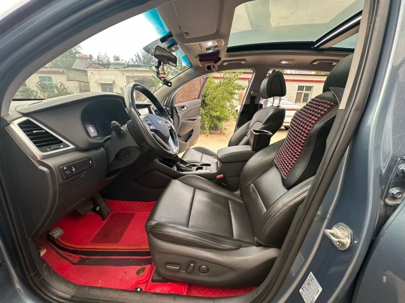 徐州18年现代途胜4