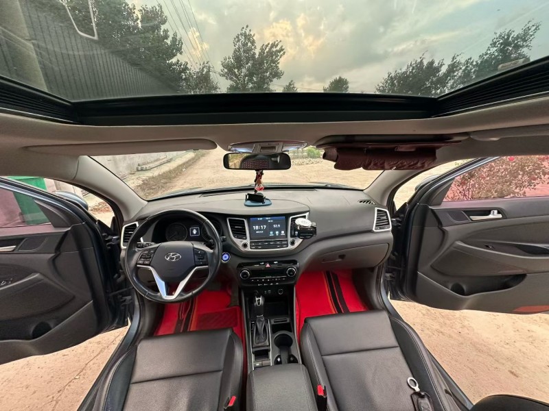 徐州18年现代途胜6