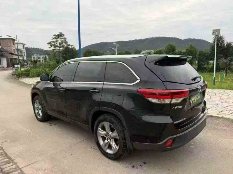 漳州19年丰田汉兰达9