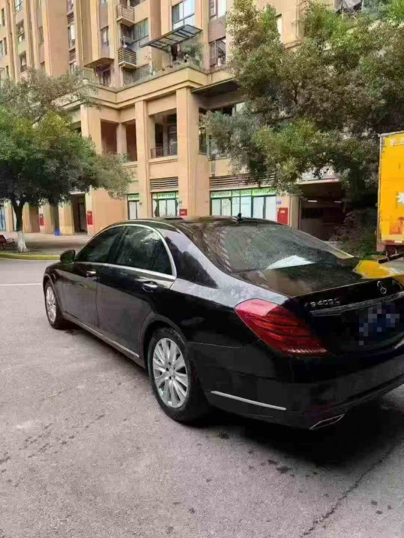 重庆14年奔驰S8