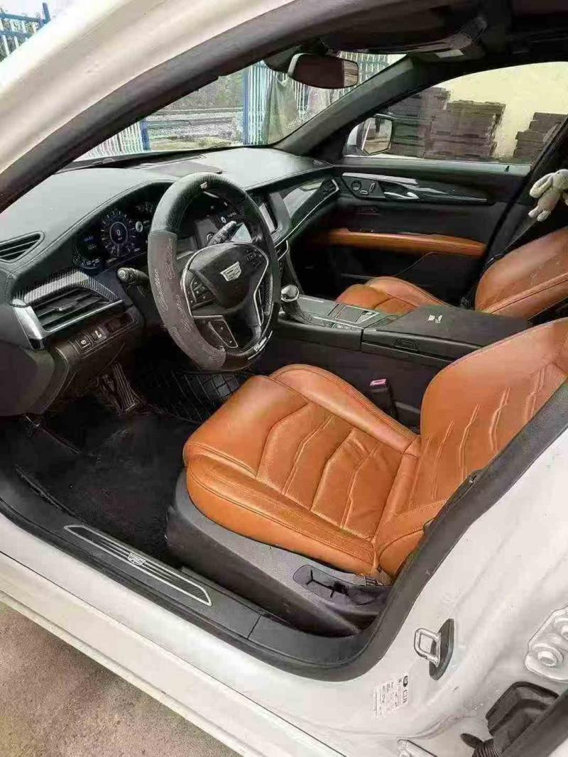 佛山17年凯迪拉克CT65