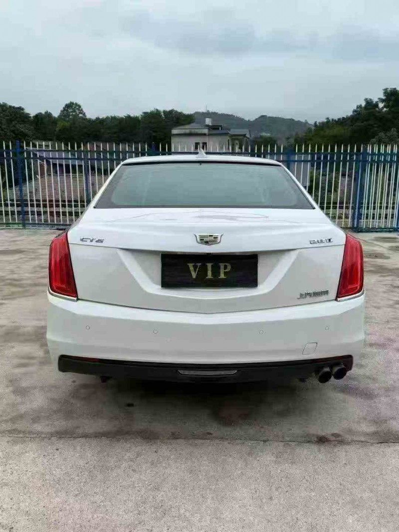 佛山17年凯迪拉克CT68