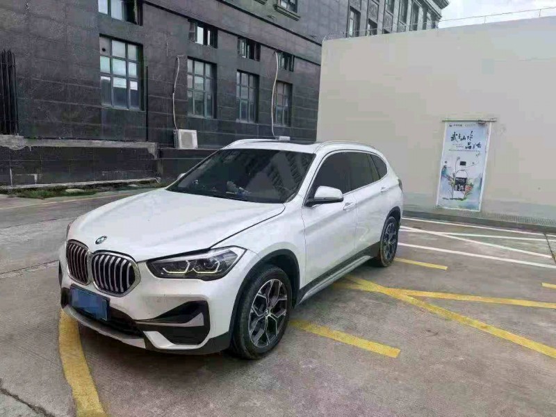 福州22年宝马X12
