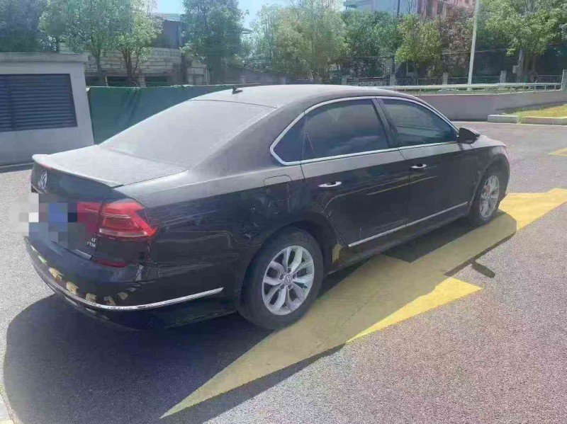 三明18年大众Passat领驭8