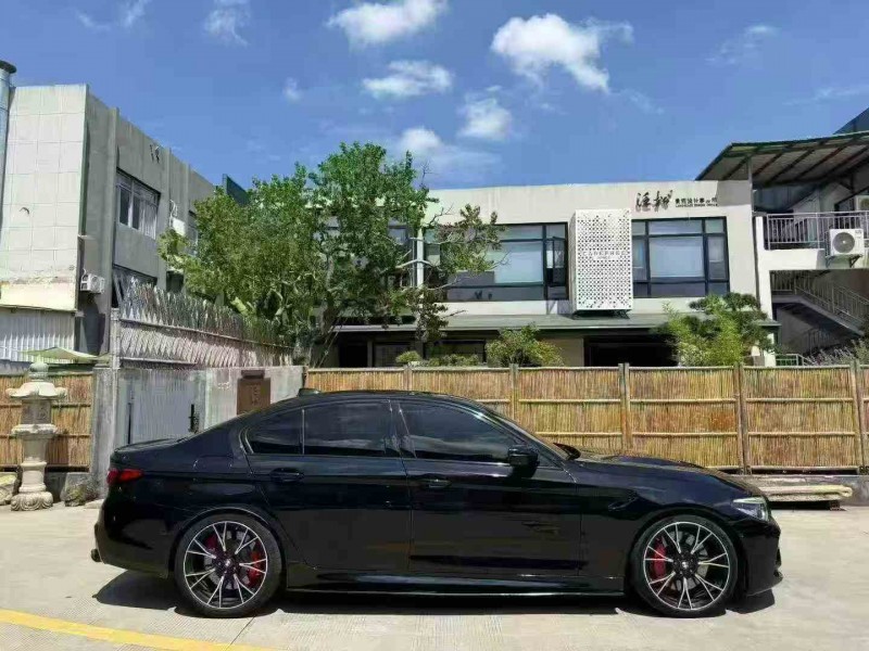 南平18年宝马5系3