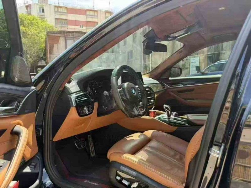 南平18年宝马5系5