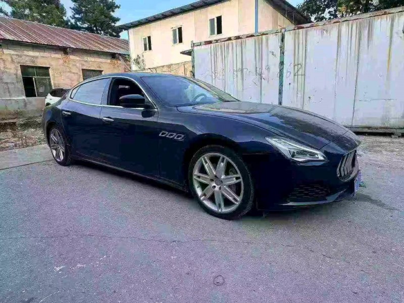 九江19年玛莎拉蒂总裁3