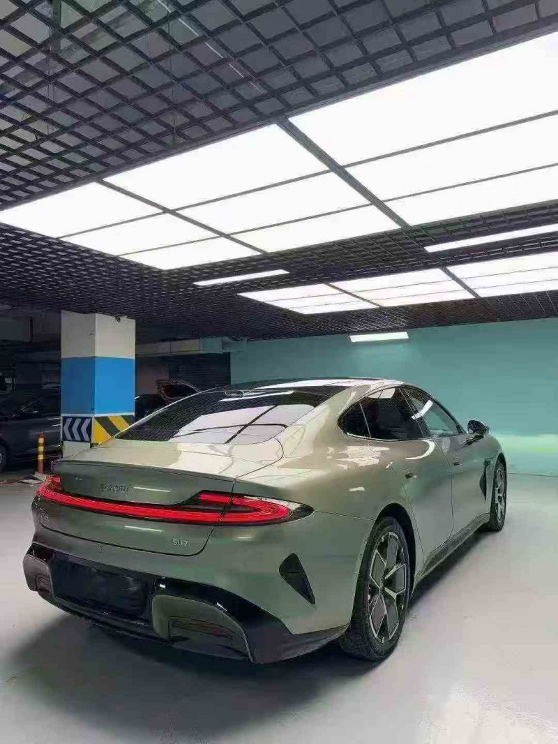 成都24年小米SU77