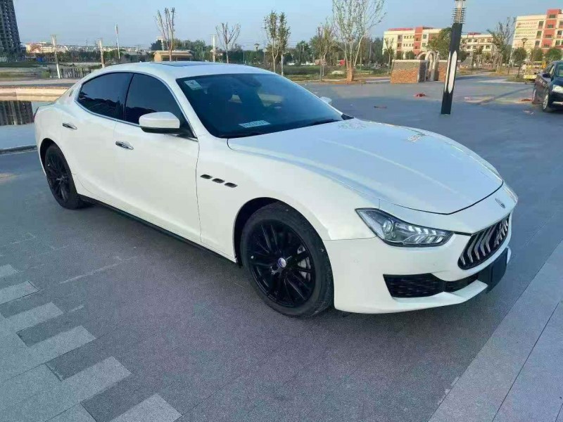 东营17年玛莎拉蒂Ghibli2