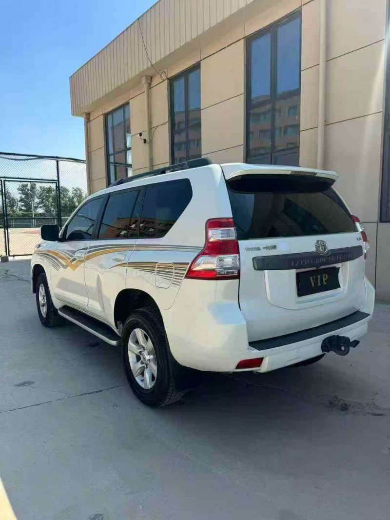 无锡17年丰田普拉多7