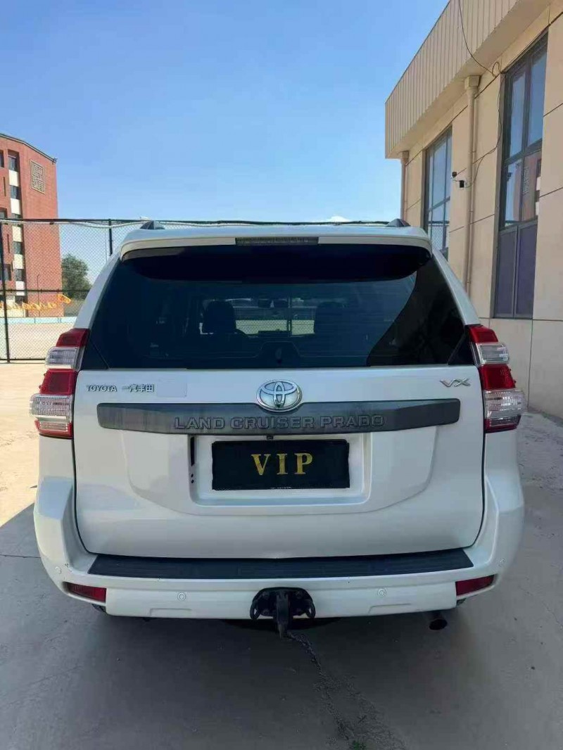 无锡17年丰田普拉多9