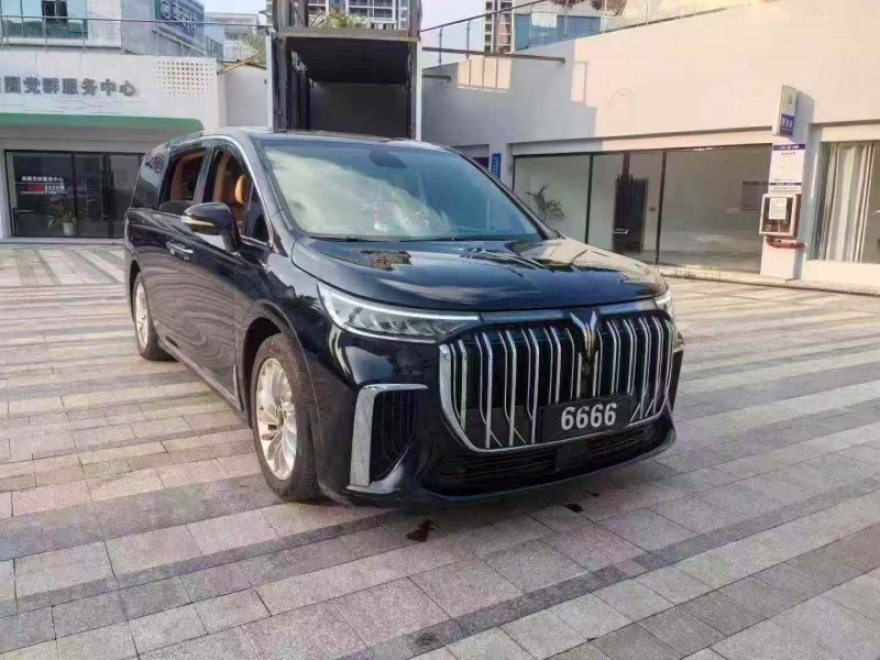 南昌24年岚图汽车梦想家3