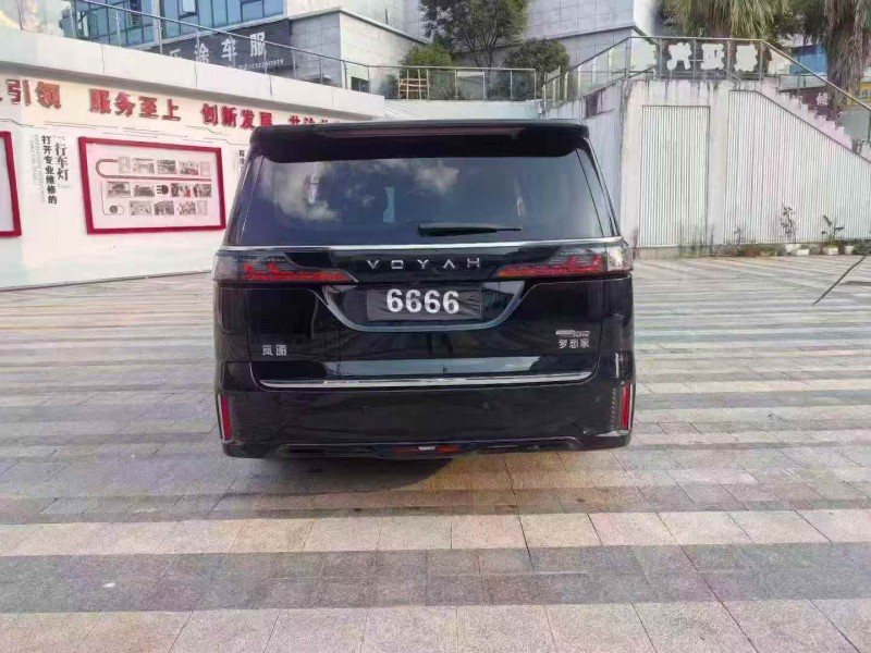 南昌24年岚图汽车梦想家9