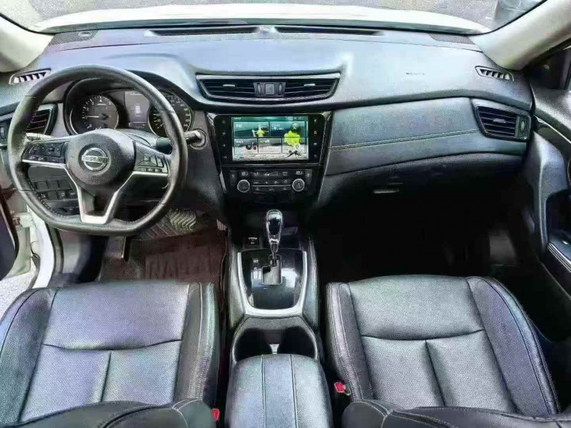 湖州19年日产奇骏4