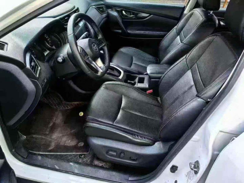 湖州19年日产奇骏5