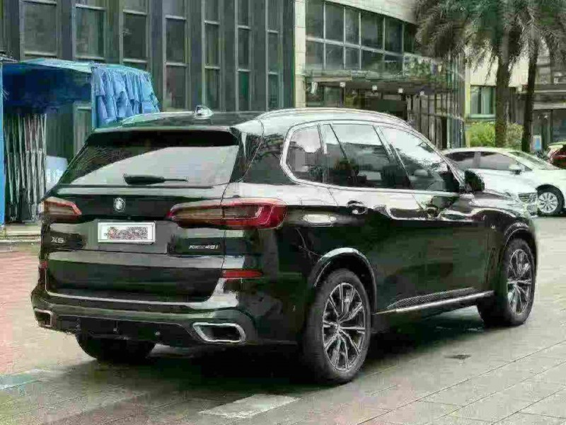 佛山19年宝马X57