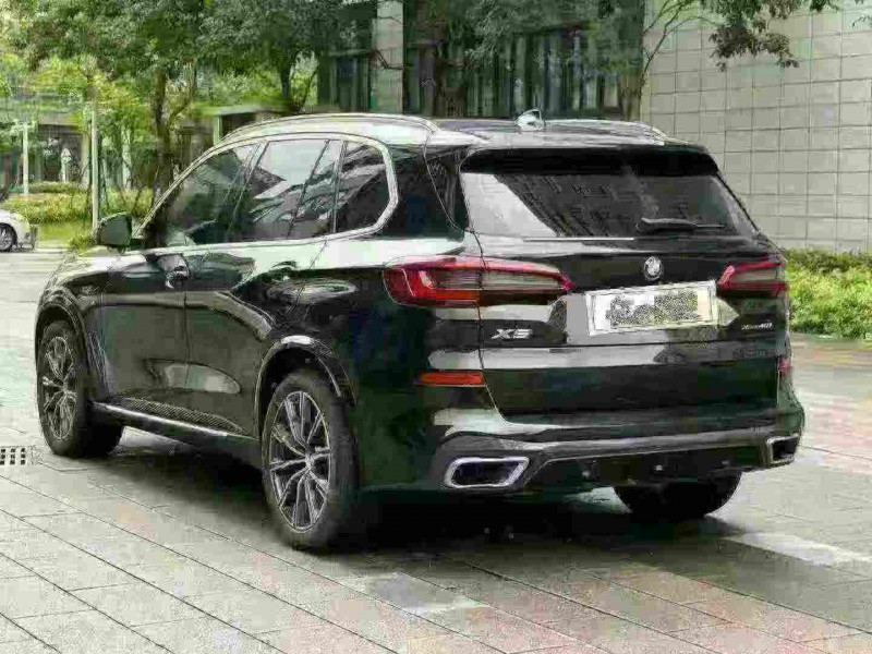 佛山19年宝马X58