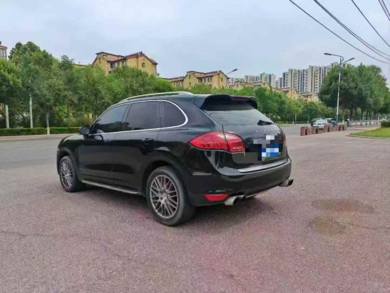 秦皇岛14年保时捷卡宴8