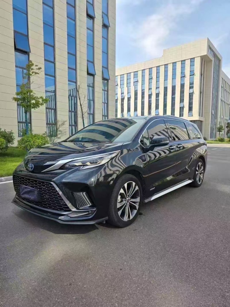 济南23年丰田格瑞维亚2