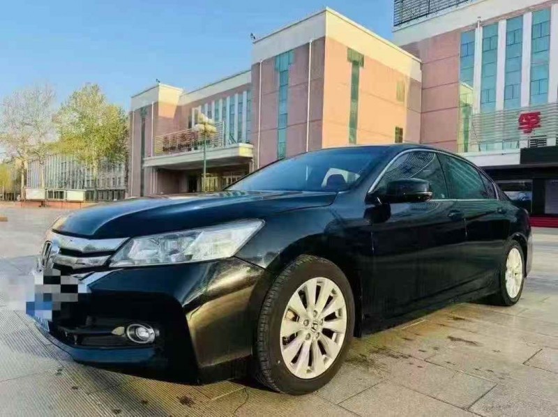 济南13年本田雅阁2