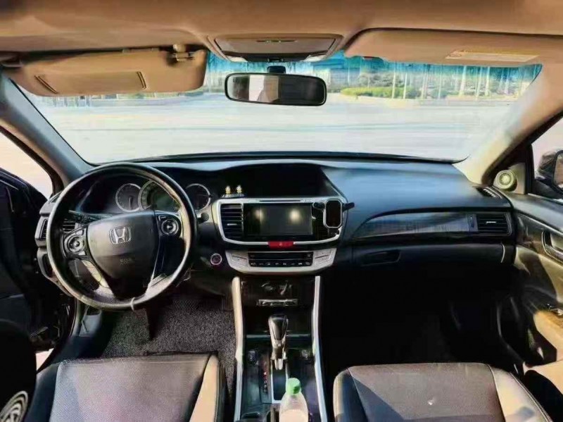 济南13年本田雅阁5