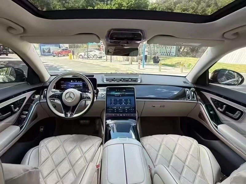 深圳21年奔驰迈巴赫S级5