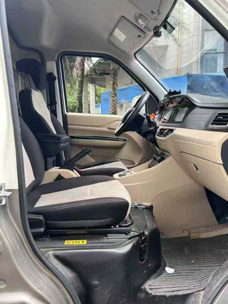 佛山22年长安汽车跨越星5