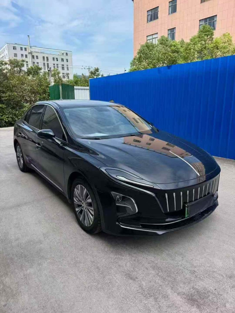 衢州25年红旗E-QM52