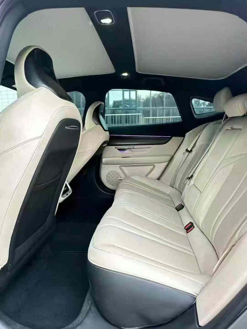 佛山22年小鹏汽车p77