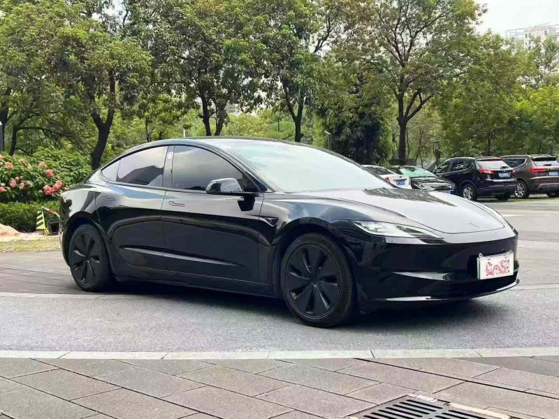 佛山24年特斯拉MODEL 33