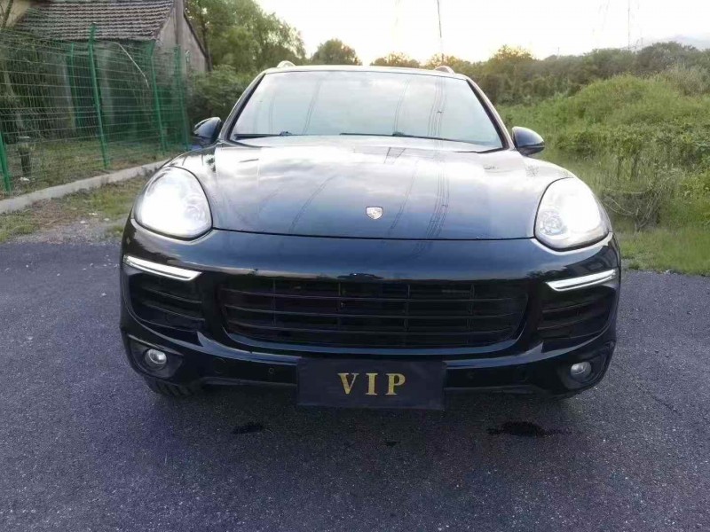 绍兴15年保时捷卡宴1