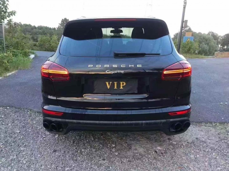 绍兴15年保时捷卡宴9