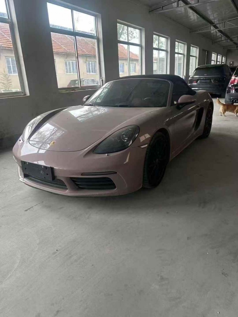 枣庄22年保时捷7182