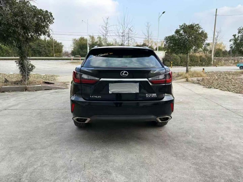 徐州18年雷克萨斯RX9