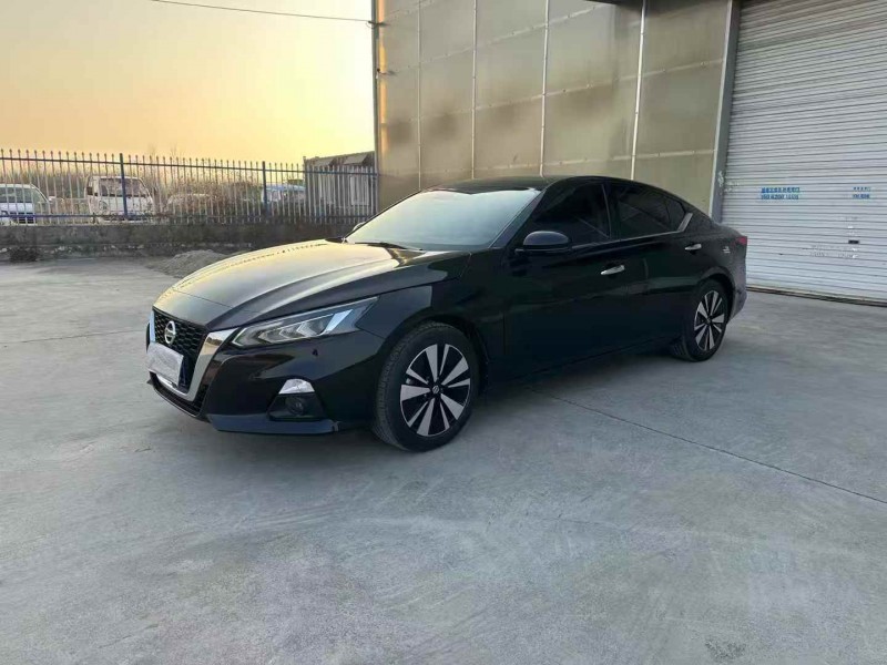 徐州22年日产天籁3