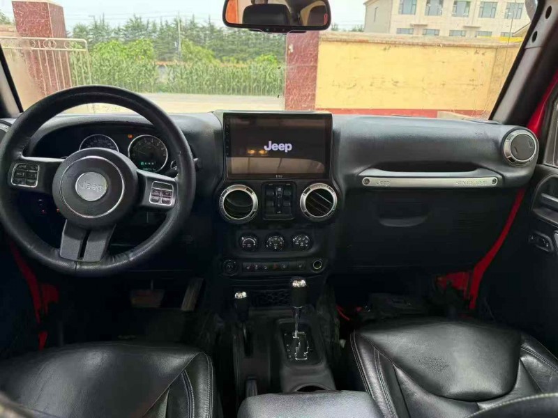 枣庄17年Jeep牧马人4