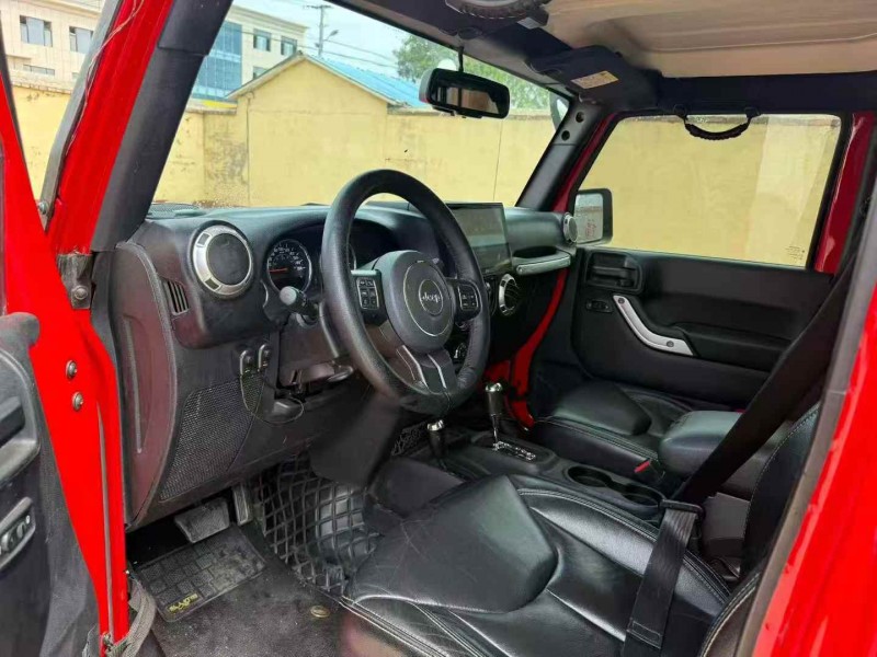 枣庄17年Jeep牧马人5