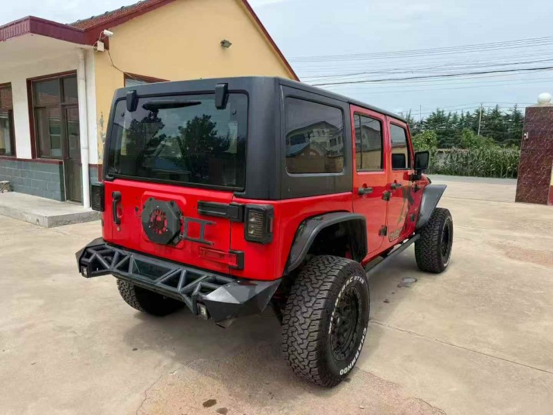 枣庄17年Jeep牧马人7