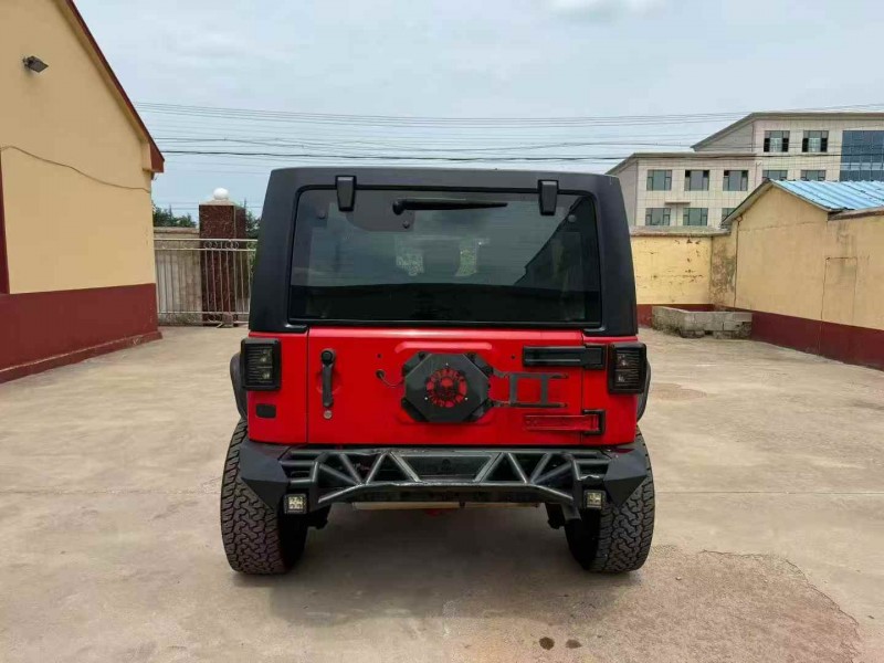 枣庄17年Jeep牧马人8