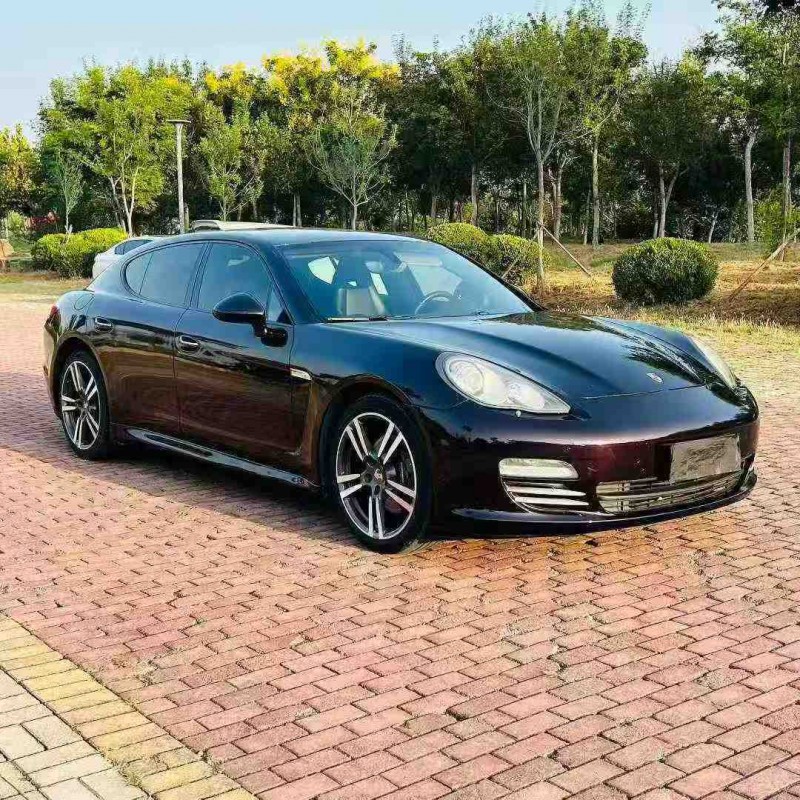 青岛12年保时捷帕拉梅拉2