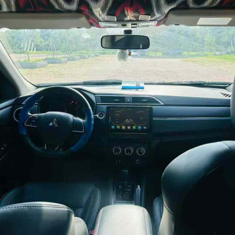 青岛23年三菱劲炫5