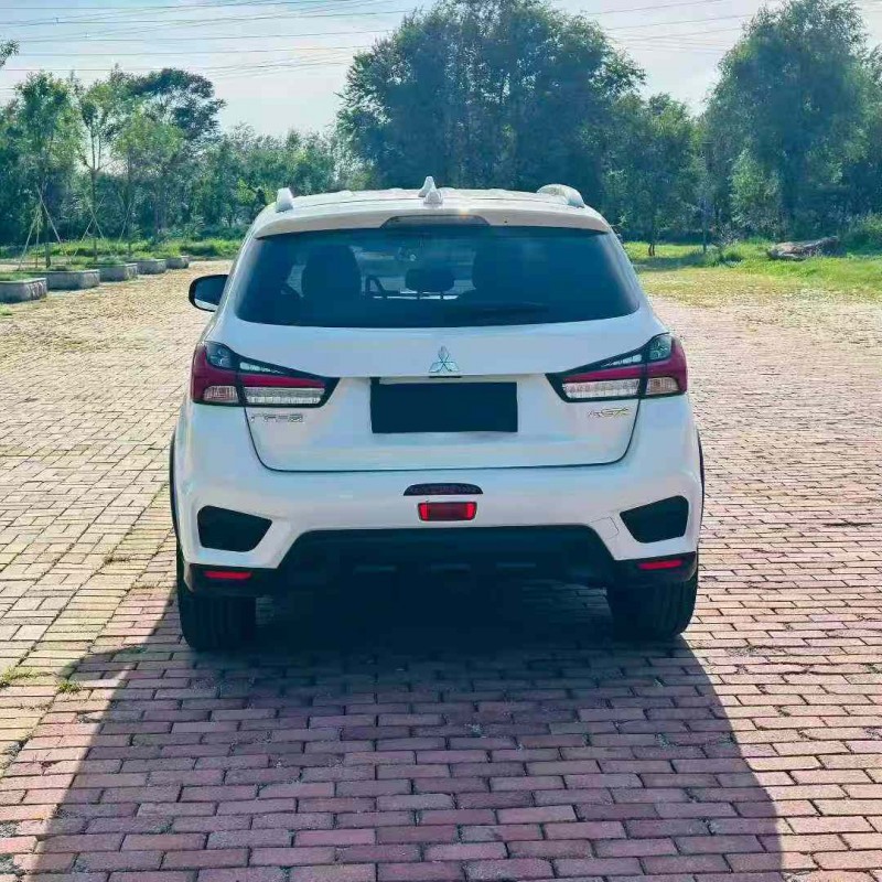 青岛23年三菱劲炫8